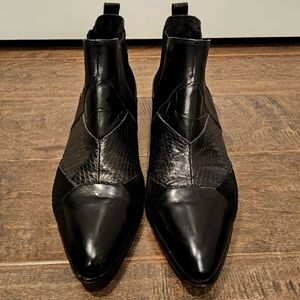 Coach Suffolk Patchwork Black Leather Women's Ankle Bootie sz 8m